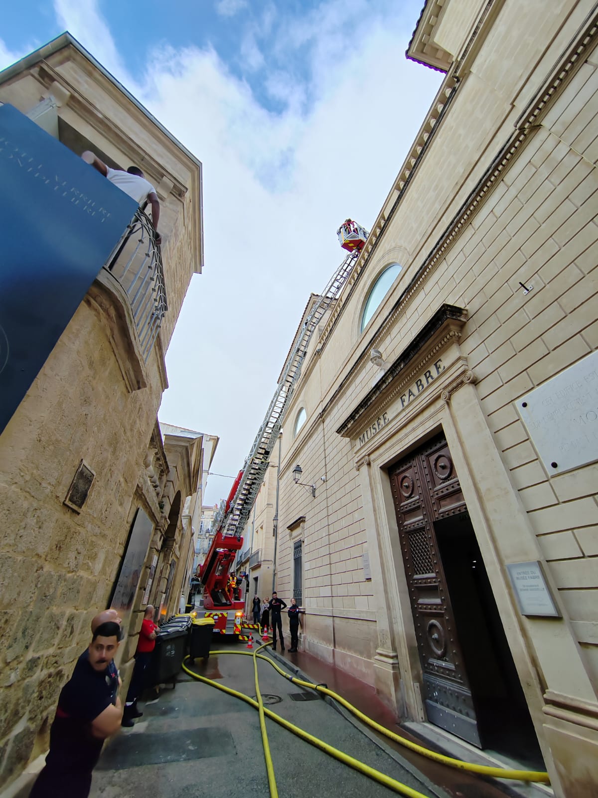 573653865 1144504524453410 2537749801748042343 N