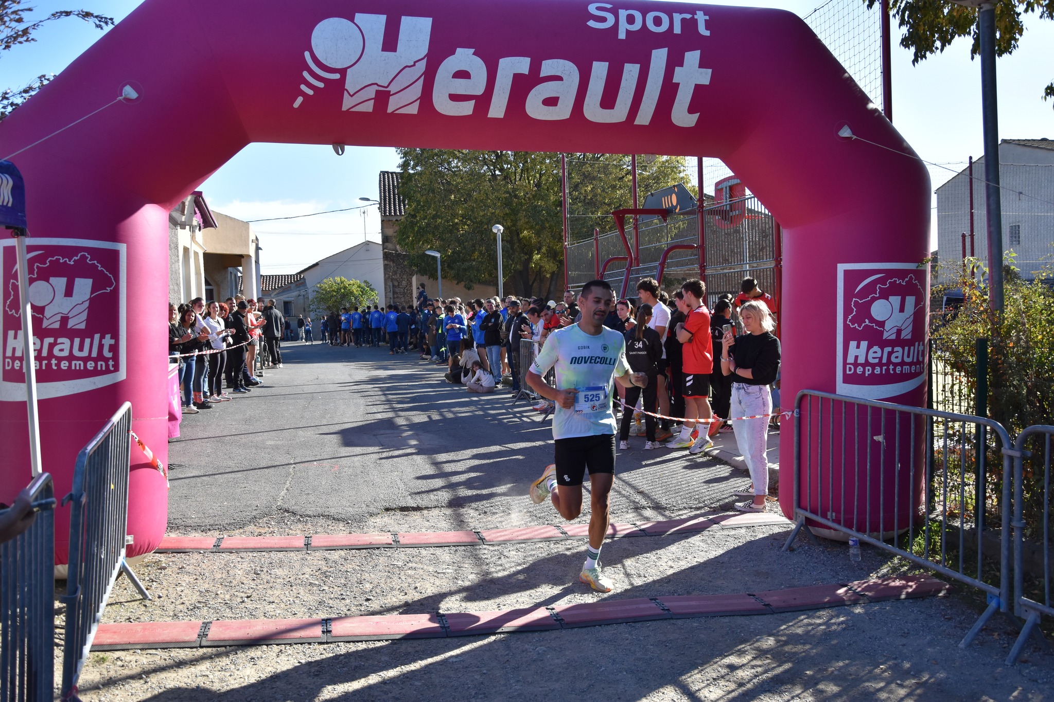 589577293 1164728679097661 6135656580357033936 N