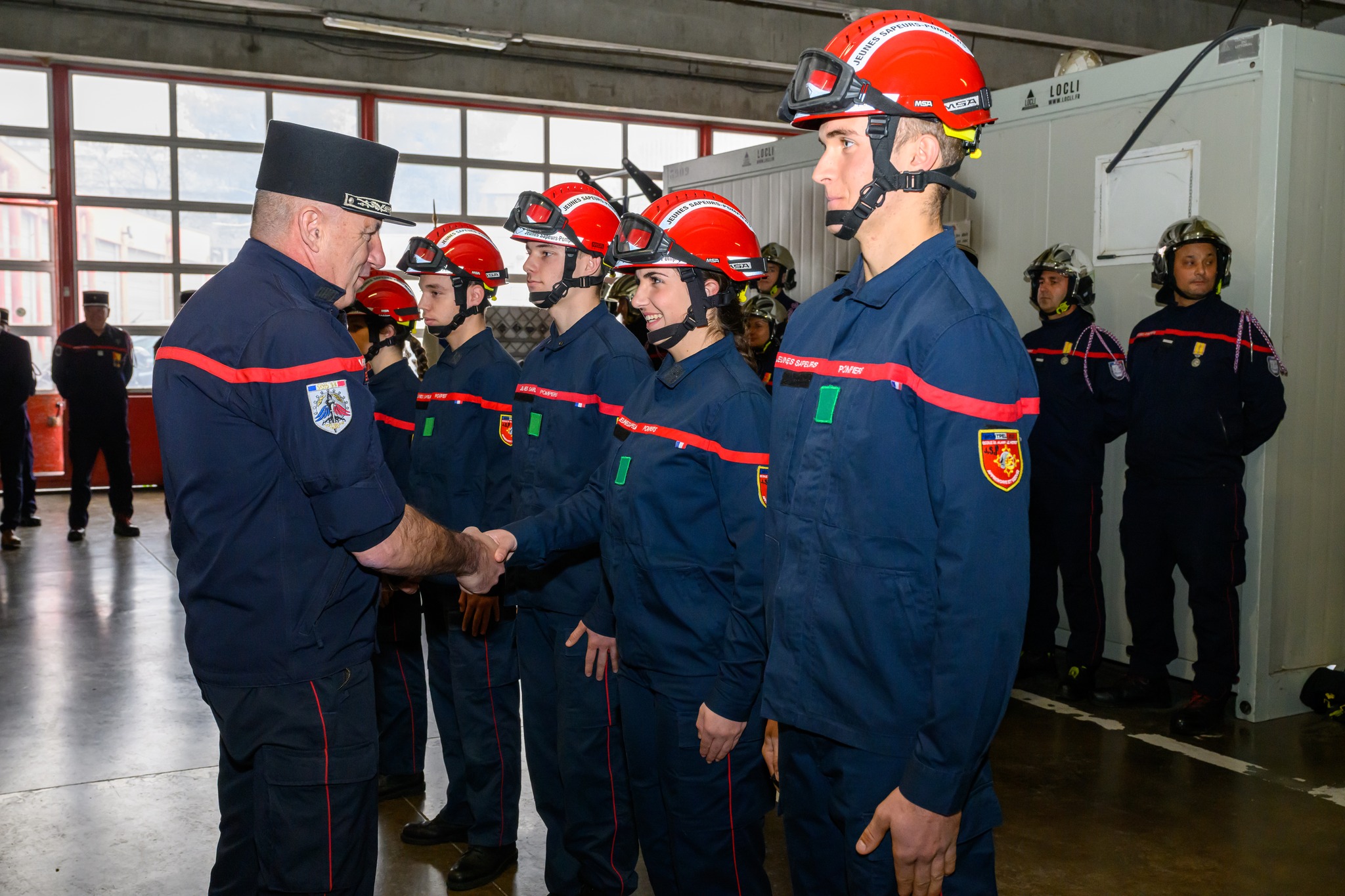 597407877 1175457691358093 3551538071421107724 N