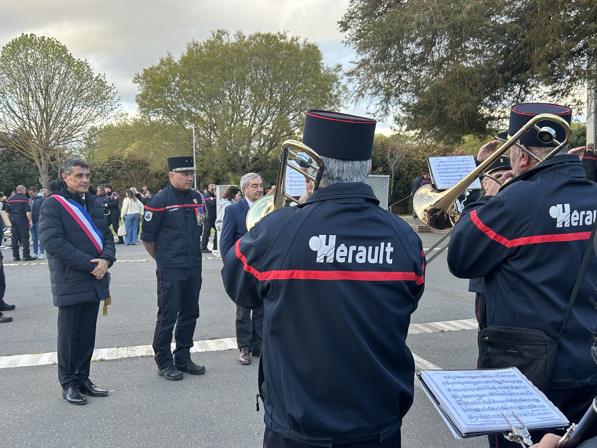 659100006 1271043638466164 87849436571145909 N