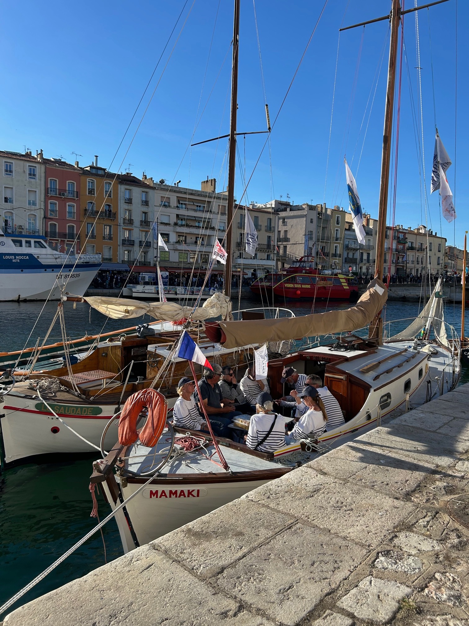 667757083 1276936641210197 8474162955665615580 N