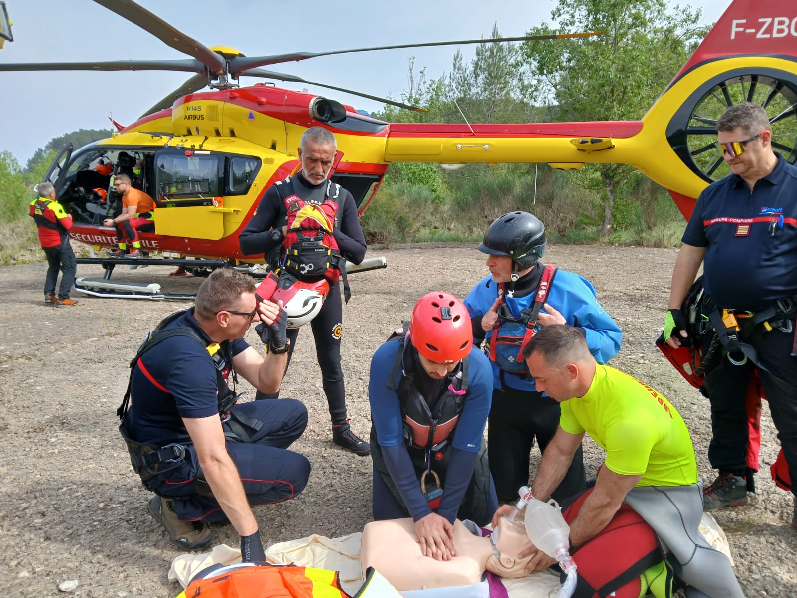 671222406 1282794660624395 1486918283485438466 N