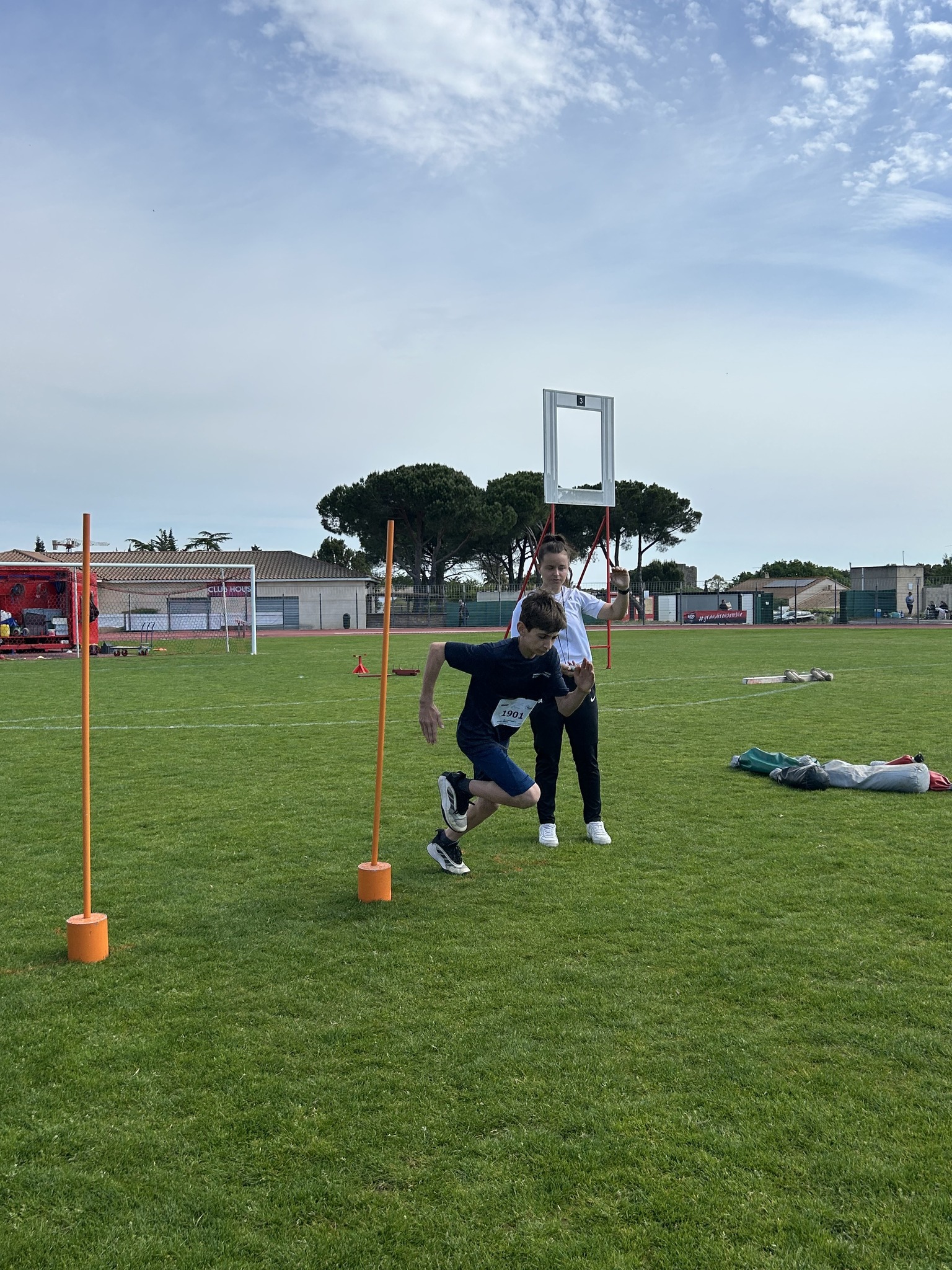 677852146 1289256119978249 3809021313610901627 N