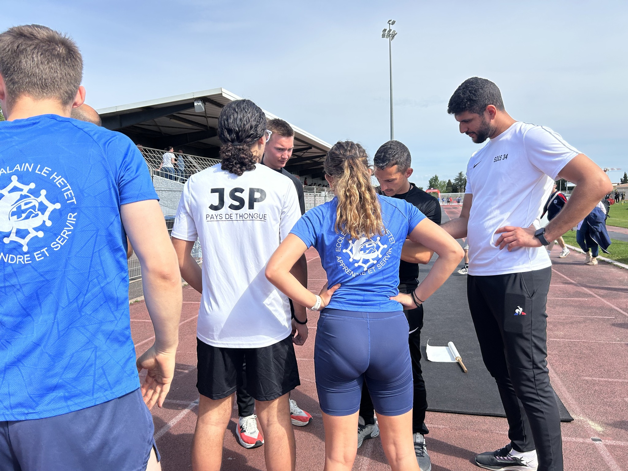 678199300 1289258819977979 7335765025692739547 N